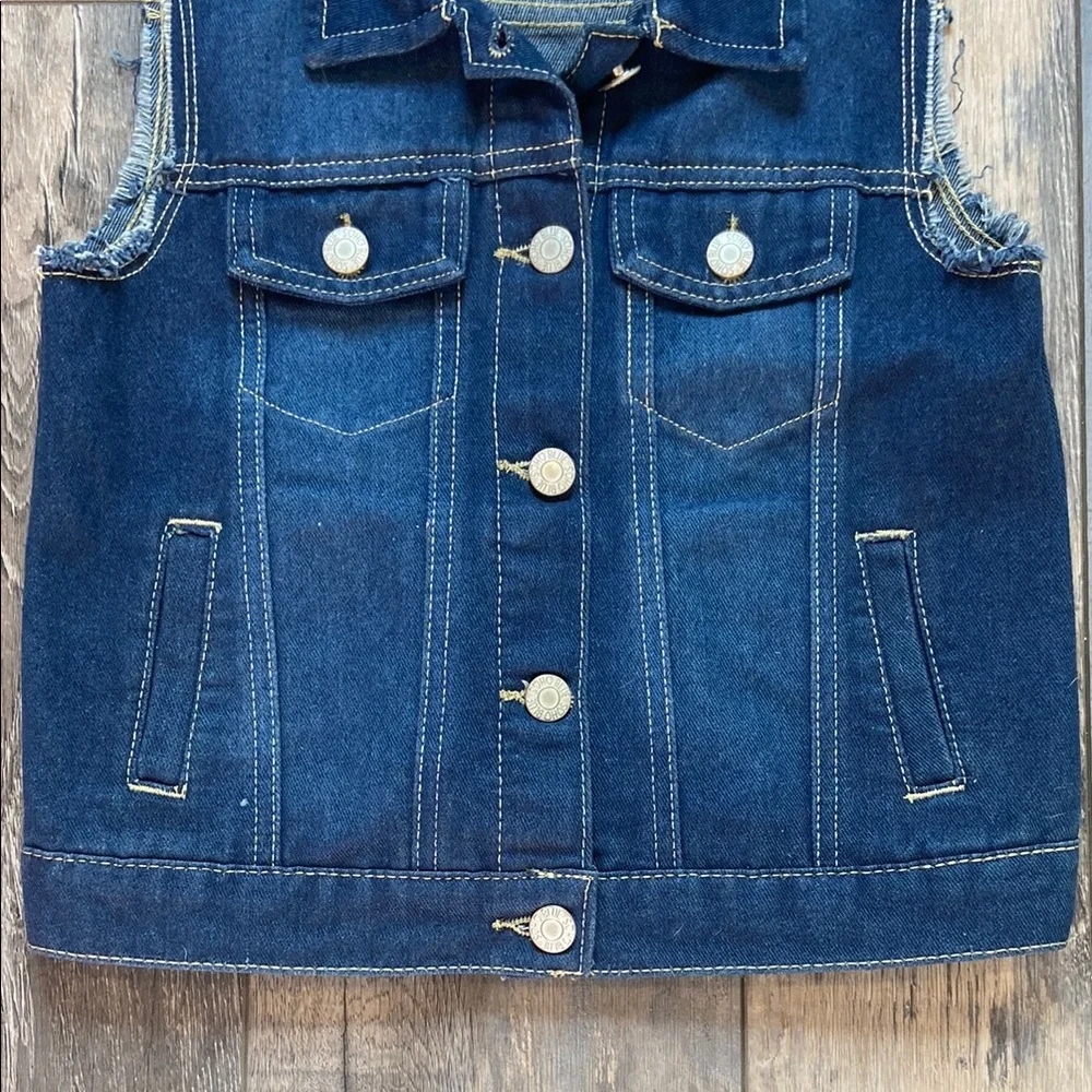 Soho Blue Girls Dark Blue Denim Vest Button Up Sleeveless Jean Jacket Size 10
